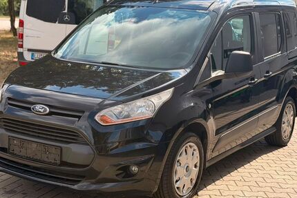 Ford Tourneo Connect 290.000 km 5.500 &euro; Ludwigshafen 67509