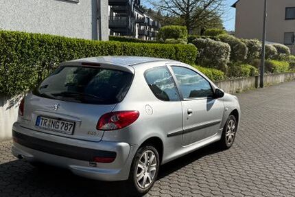 Peugeot 206 42.000 km 3.700 &euro; Trier 54295