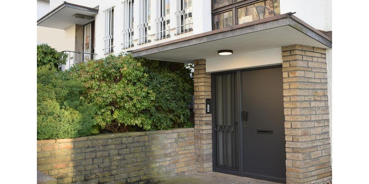 Dachgeschoßwohnung Essen Stadtbezirk III - 3.5 Zimmer, 87 m&sup2;, 820&euro; | Angebot:25563137