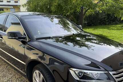 VW Phaeton