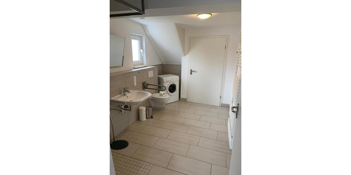 1-Familienwohnhaus mit barrierefreiem EG., nähe Zentrum 3 zimmer