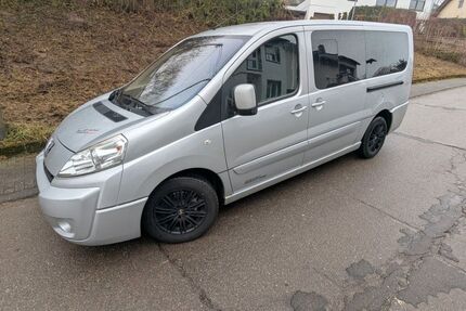 Peugeot Expert Tepee 188.000 km 11.200 &euro; Newel 54309