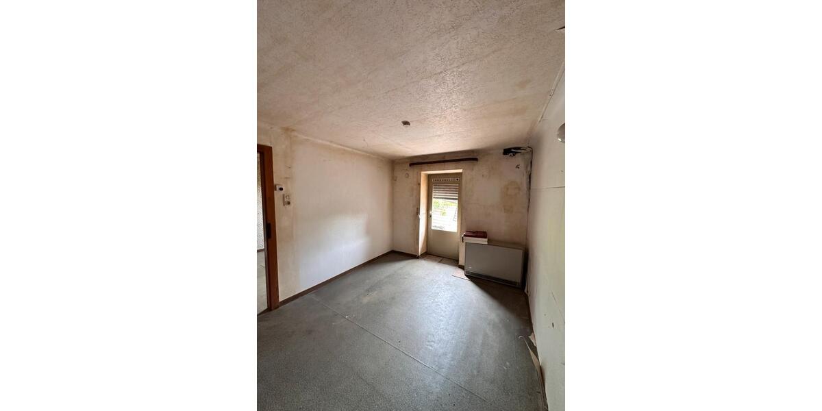 Reihenhaus Rehlingen-Siersburg Siersburg - 5 Zimmer, 200 m&sup2;, 89.000&euro; | Angebot:27010133