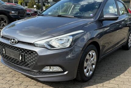 Hyundai i20 222.156 km 4.999 &euro; Hanau 63452