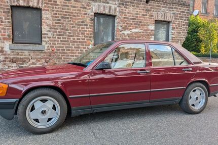 Mercedes-Benz 190 226.000 km 7.400 &euro; Nörvenich 52388
