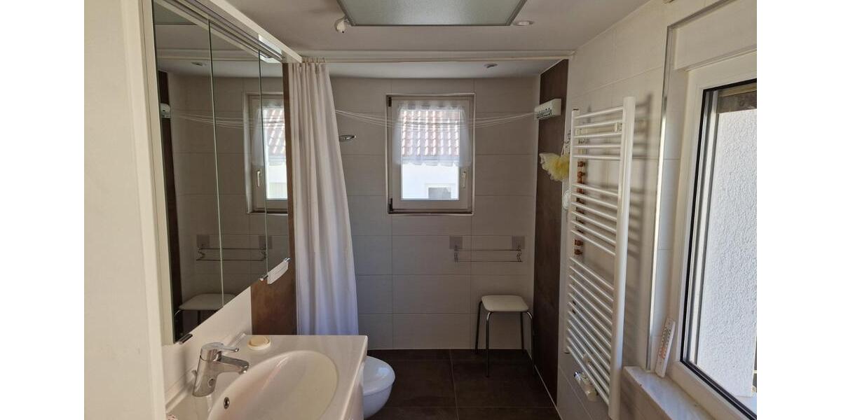 Einfamilienhaus Hörselberg-Hainich Hainich - 6 Zimmer, 130 m&sup2;, 1.000&euro; | Angebot:25519962