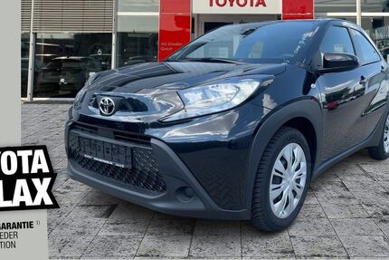 Toyota Aygo (X) 5.445 km 13.740 &euro; Dresden 01139