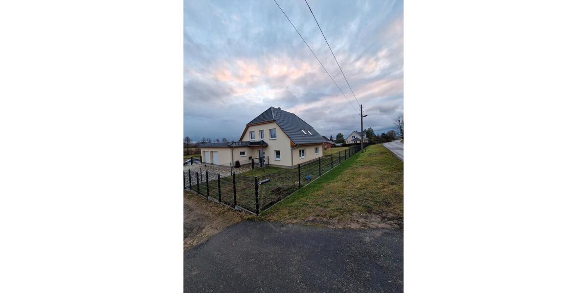Einfamilienhaus Schwedt (Oder) - 6 Zimmer, 153 m&sup2;, 375.000&euro; | Angebot:27233551