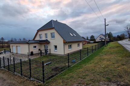 Haus Schwedt (Oder) - 6 Zimmer, 153 m&sup2;, 375.000&euro; | Angebot:27233551