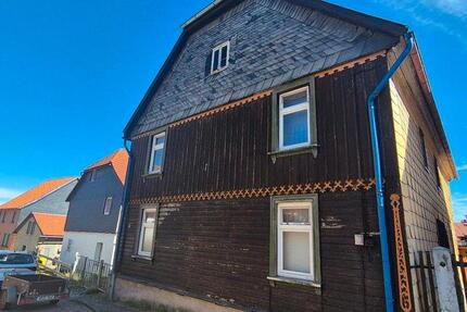 Haus Blankenburg (Harz) - 8 Zimmer, 280 m&sup2;, 114.000&euro; | Angebot:27073179