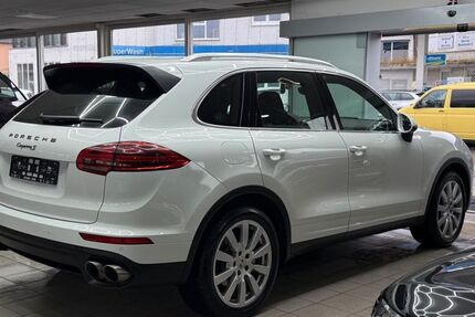 Porsche Cayenne 215.000 km 18.999 &euro; Niestetal 34266