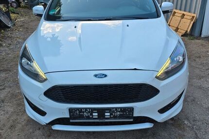 Ford Focus 29.050 km 9.800 &euro; Uetze 31311
