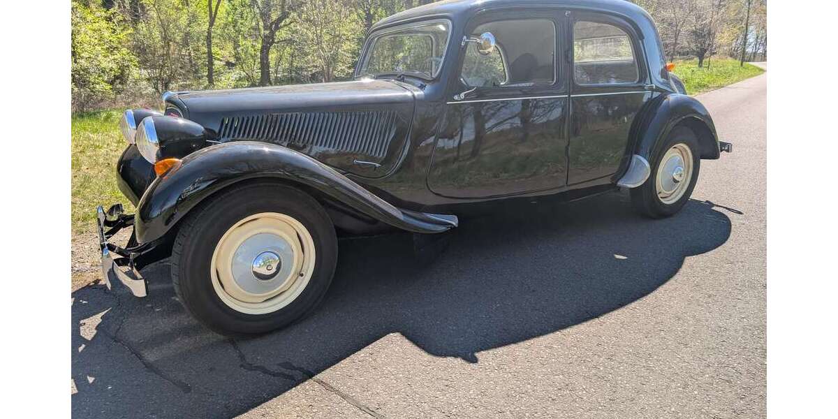 Citroen Traction 2.000 km 26.780 &euro; Kasel - Golzig 15938