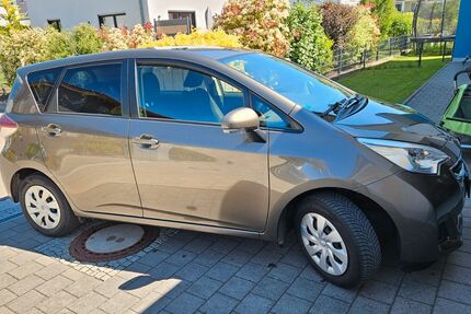 Toyota Verso-S 141.000 km 6.500 &euro; Schwabmünchen 86830