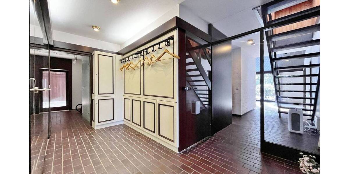 Bungalow Stuhr - 6 Zimmer, 248 m&sup2;, 449.000&euro; | Angebot:25929180