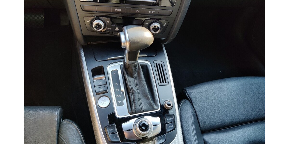 Audi A5 178.000 km 15.000 &euro; Warburg 34414