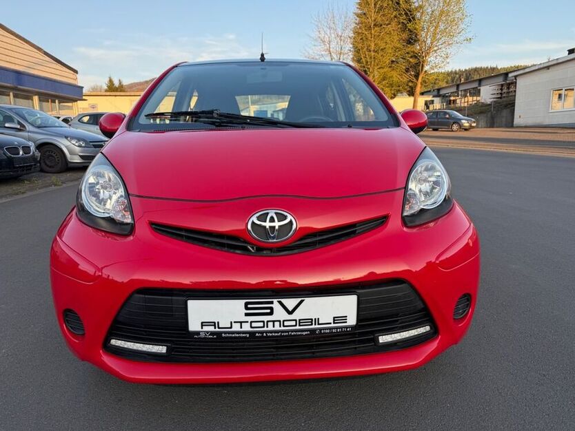 Aygo (X)