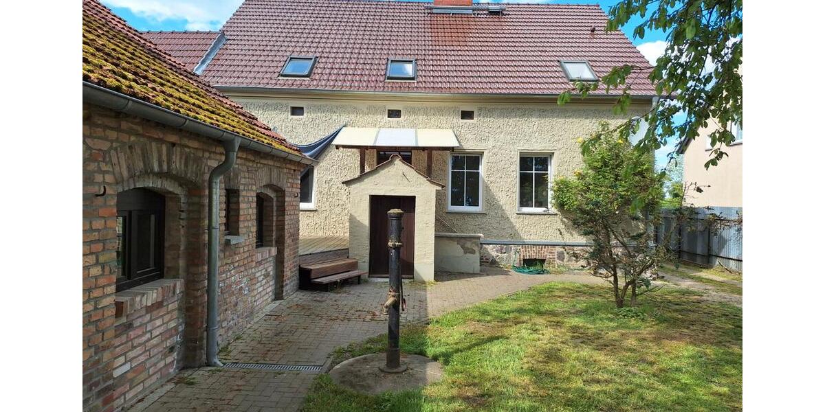 Bauernhaus, Landhaus Löwenberger Land - 6 Zimmer, 300 m&sup2;, 2.500&euro; | Angebot:26114392