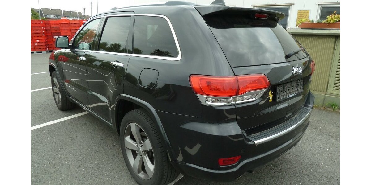 Jeep Grand Cherokee 3.0 CRD Overland Leder Navi Alu20´´ 150.000 km 12.900 &euro; Ratingen 40885