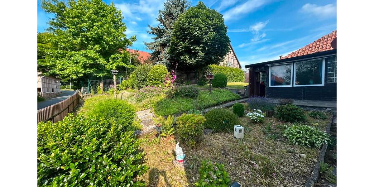 Einfamilienhaus Einbeck - 9 Zimmer, 180 m&sup2;, 63.000&euro; | Angebot:27121688
