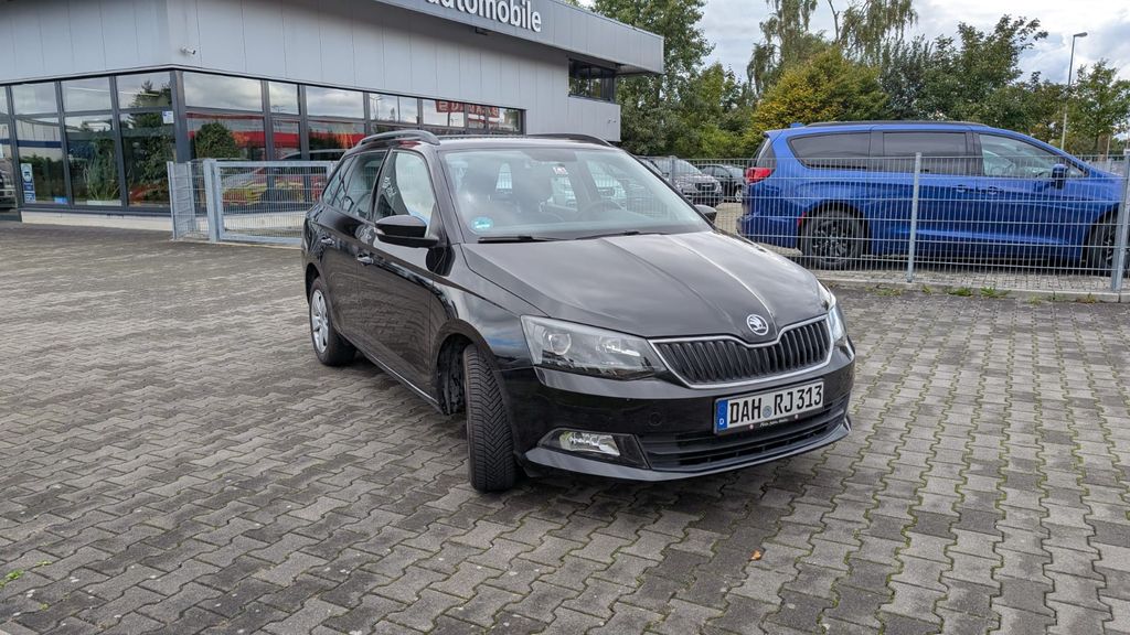 Skoda Fabia 59.477 km 12.590 € Augsburg 86165