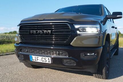 Dodge RAM 67.000 km 49.999 € Michelau 96247