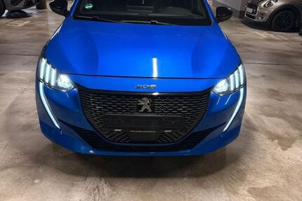Peugeot 208 72.000 km 10.400 &euro; Mönchengladbach 41236