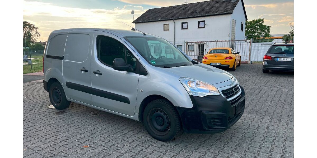 Peugeot Partner 211.000 km 5.900 &euro; Biebesheim am Rhein 64584