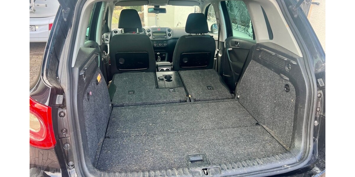 VW Tiguan 159.000 km 7.280 &euro; Wunsiedel 95632