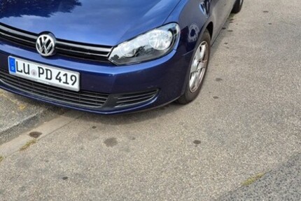 VW Golf V 1.990 km 4.750 € Ludwigshafen 