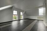 Wohnen in einer Villa (3 ZKB) mit eigener Garage !