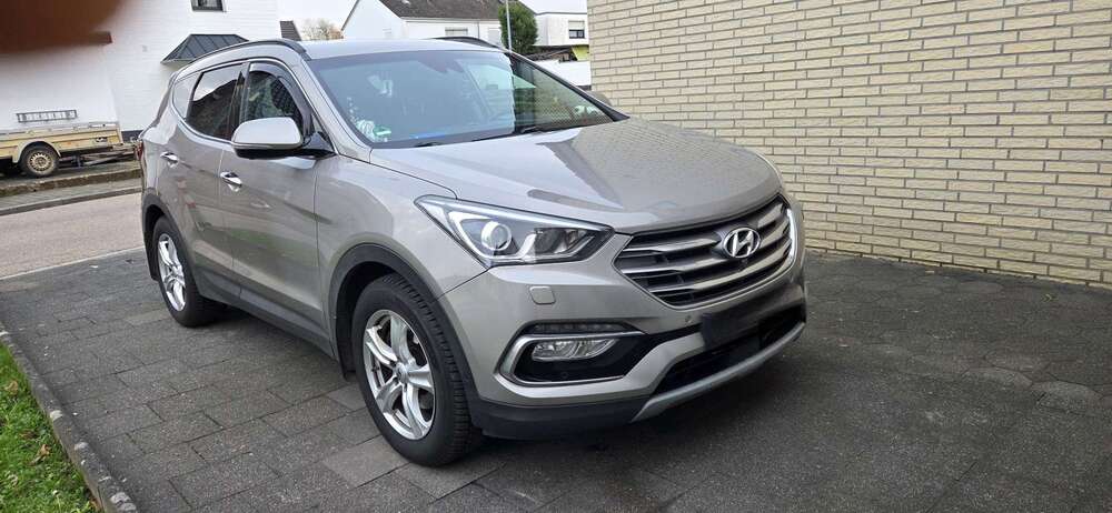 Hyundai SANTA FE 211.300 km 15.750 € Bedburg 50181