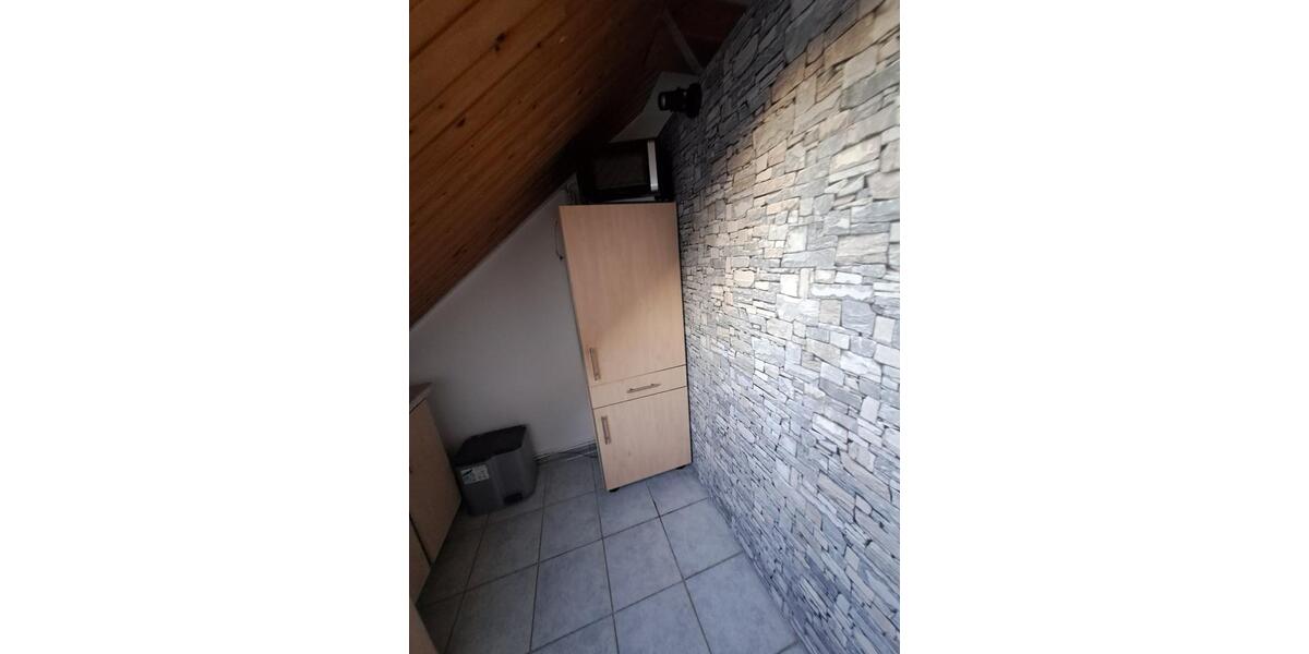 Dachgeschoßwohnung Neumünster Böcklersiedlung - 1 Zimmer, 22 m&sup2;, 630&euro; | Angebot:26324219