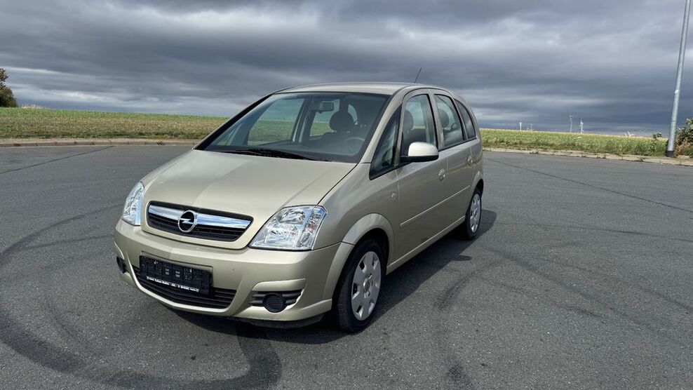 Opel Meriva 33.134 km 4.990 € Aschersleben 06449