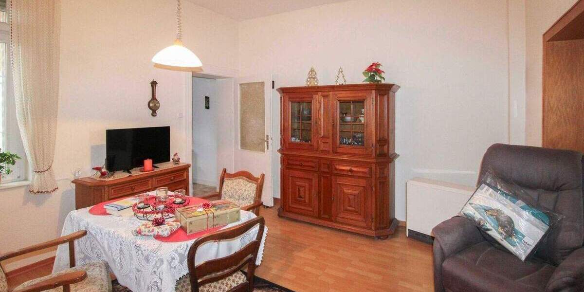 Einfamilienhaus Dormagen Delrath - 8 Zimmer, 421.000&euro; | Angebot:24846106