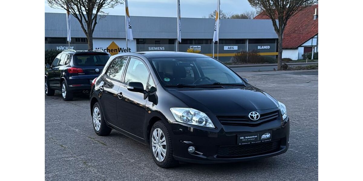 Toyota Auris 109.463 km 6.898 &euro; Bruchhausen-Vilsen 27305