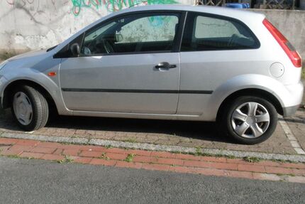 Ford Fiesta 175.000 km 1.400 &euro; Bremen 28207