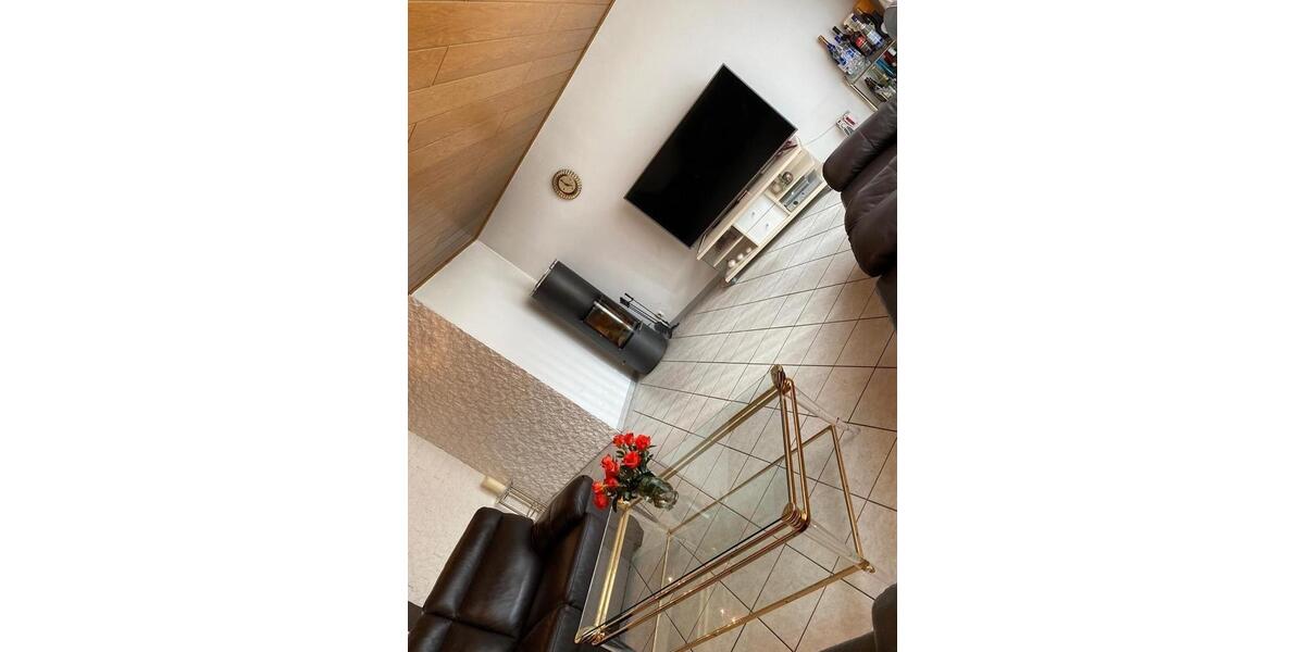 Reihenhaus Kaltenkirchen - 7 Zimmer, 125 m&sup2;, 2.000&euro; | Angebot:26164411