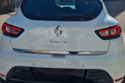 Renault Clio 63.000 km 9.800 &euro; Durmersheim 76448