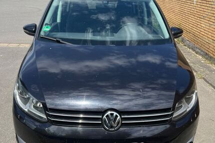 VW Touran 157.000 km 12.500 &euro; Gifhorn 39518