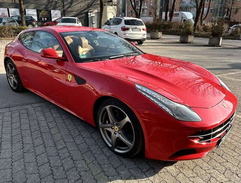 Ferrari FF 87.500 km 124.500 € München 81679