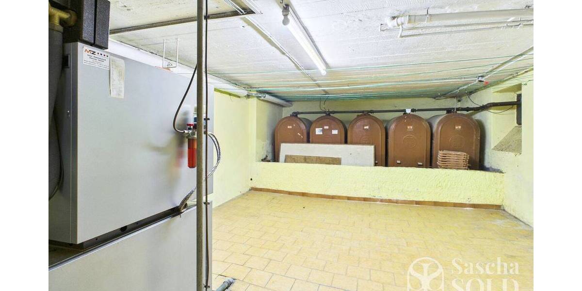 Wohnen mit Weitblick - Großzügiges Anwesen auf weitläufigem Grundstück in Elversberg - Einfamilienhaus Spiesen-Elversberg Spiesen | Angebot:26930946