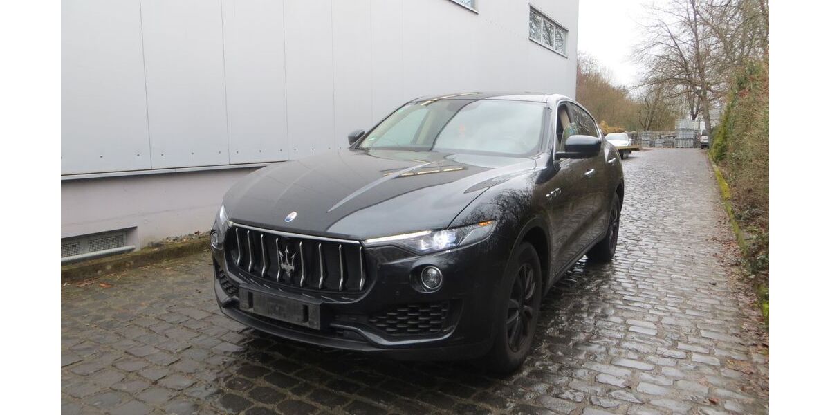 Maserati Levante 242.260 km 17.490 &euro; Reichshof-Wildbergerhütte 51580