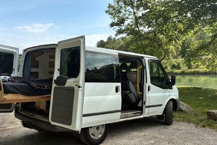 Ford Transit 176.000 km 9.900 &euro; München 81479