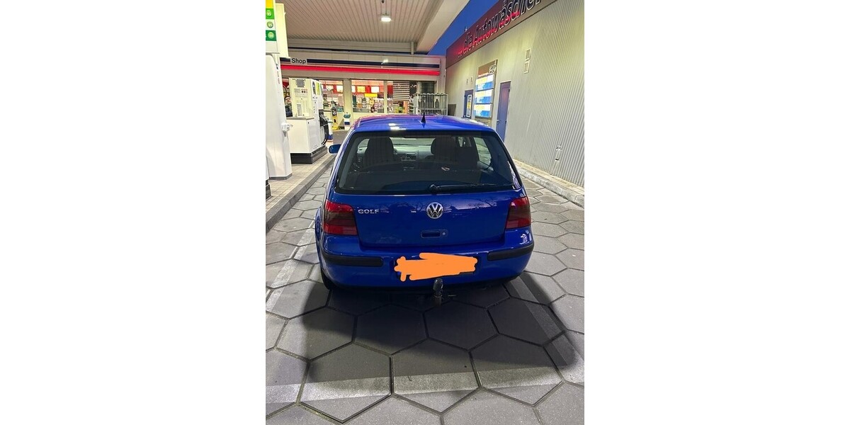 VW Golf IV 162.000 km 2.600 &euro; Frankfurt am Main 60311