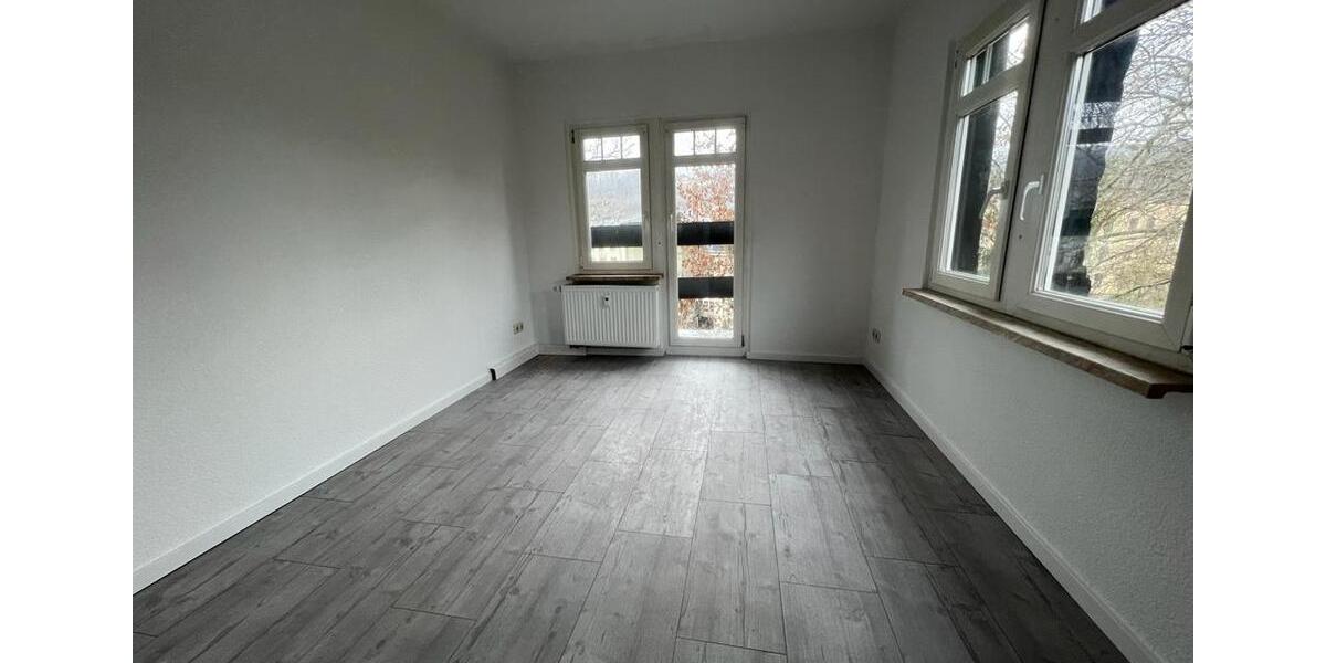 Dachgeschoßwohnung Greiz - 3 Zimmer, 78 m&sup2;, 468&euro; | Angebot:26676620