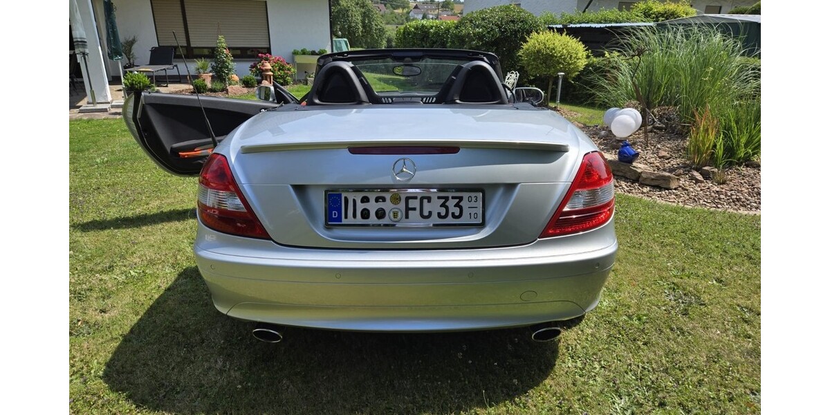 Mercedes-Benz SLK 200 140.000 km 8.200 &euro; Schefflenz 74850