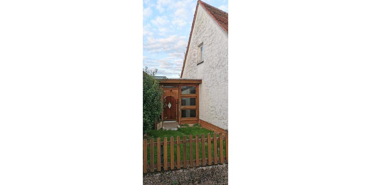 Mehrfamilienhaus, Wohnhaus Treuchtlingen - 11 Zimmer, 184 m&sup2;, 190.000&euro; | Angebot:26942078
