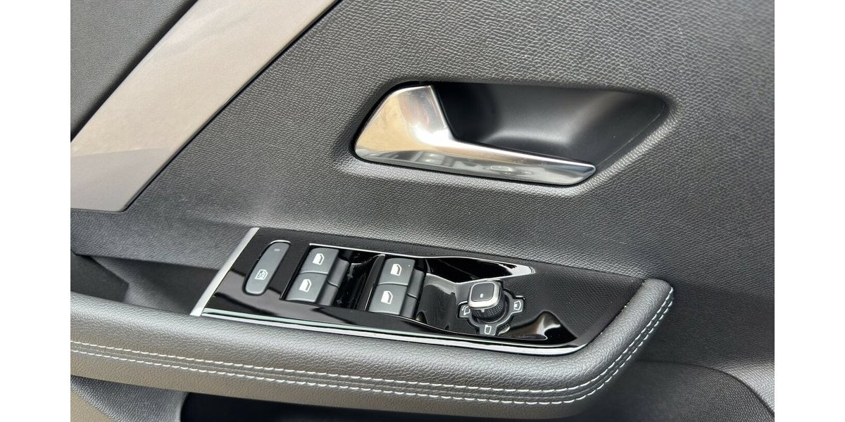 Opel Astra L GS Lim.5 *AHK/Head-up/Navi/LED/Winterpaket 22.360 km 21.480 &euro; Bamberg 96052