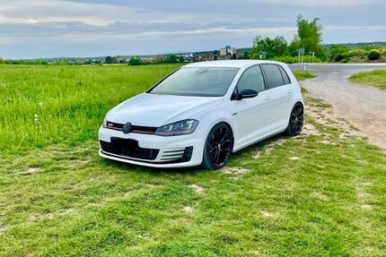 VW Golf 118.000 km 17.999 &euro; Grossostheim 63762
